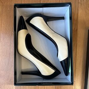 Lauren Ralph Lauren | Beige Black Toe Tone Adley Pointed Toe Workwear Heels 8.5